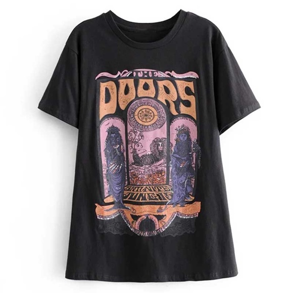 Tops - Black the doors band concert graphic tee rock